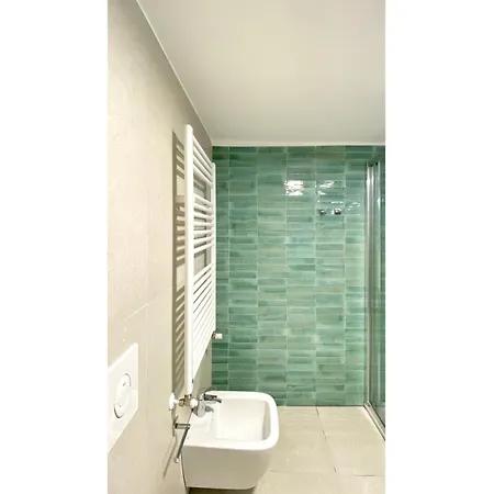 Via Del Pero * 内索