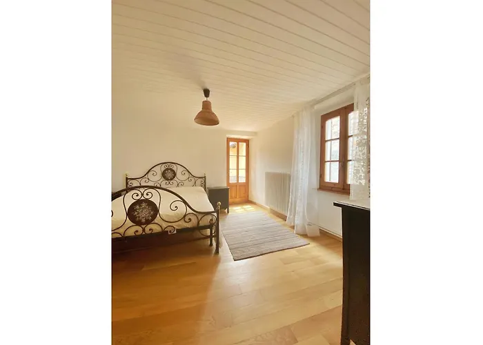 Via Del Pero Нессо