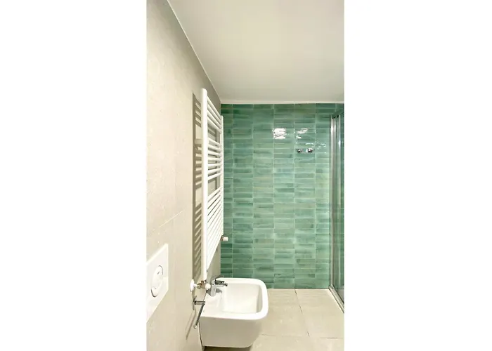 Via Del Pero * Нессо